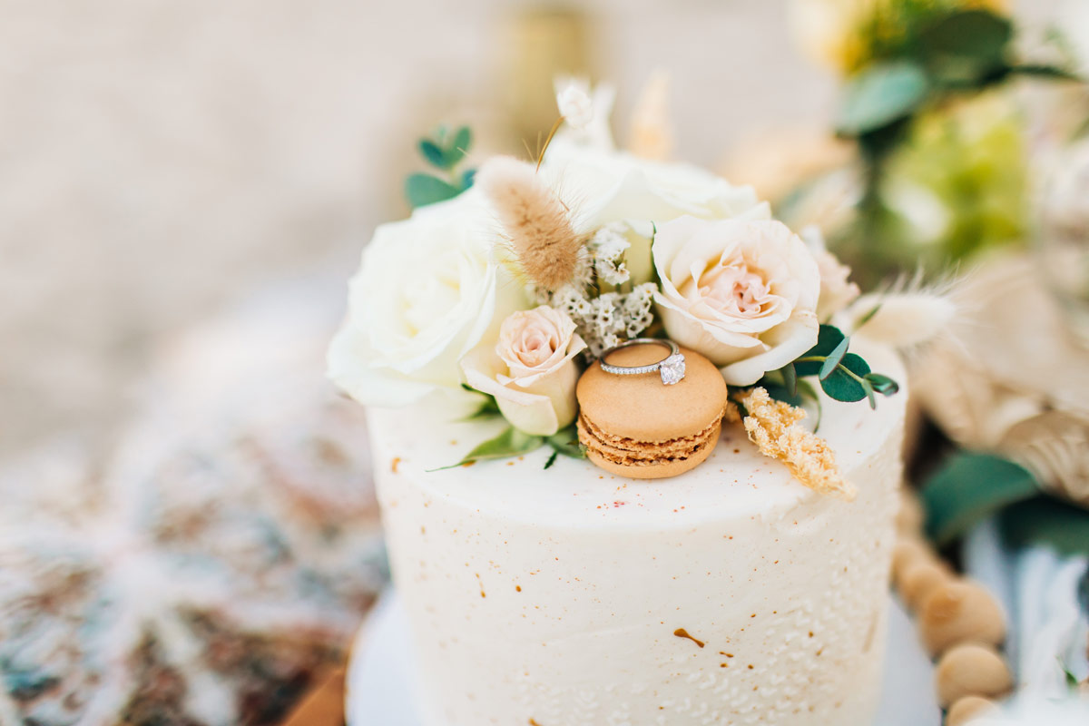 De-perfecte-bruidstaart-voor-jullie-bruiloft-in-Noord-Brabant