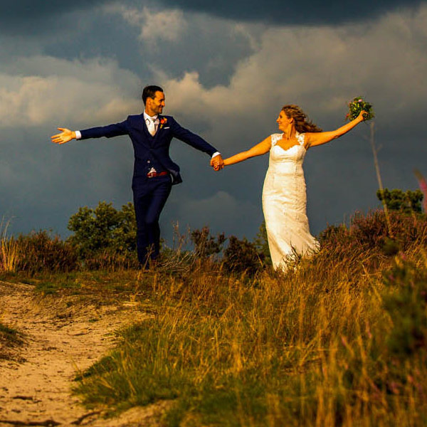 Waarom-je-een-bruidsfotograaf-in-Noord-Brabant-nodig-hebt-(en-hoe-je-de-perfecte-vindt)