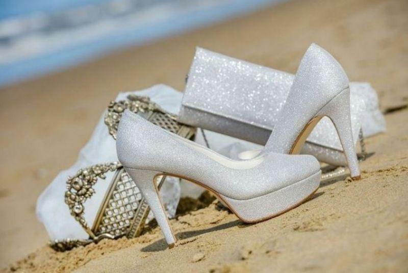 Le Michel Bruidsmode | Prachtige trouwschoenen van Elsa couloured shoes
